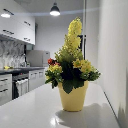 A Convenient Apartment In The Heart Of Atenas Exterior foto