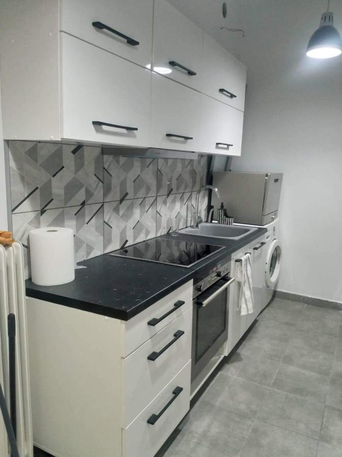 A Convenient Apartment In The Heart Of Atenas Exterior foto